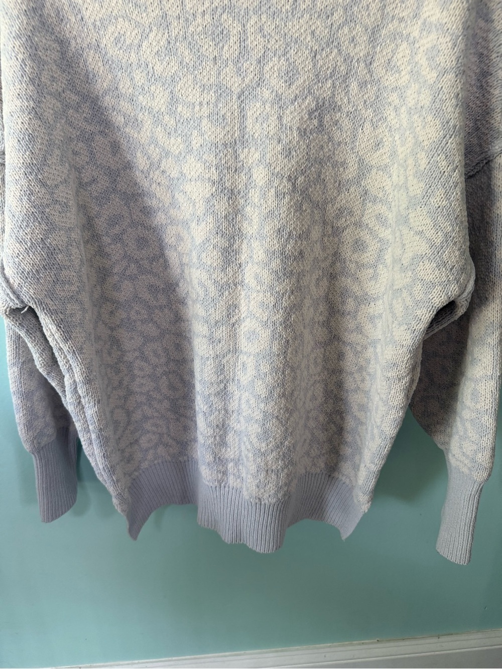 Abercrombie & Fitch Soft A&F Collection Cozy Crewneck Sweater Size Medium - Picture 10 of 10